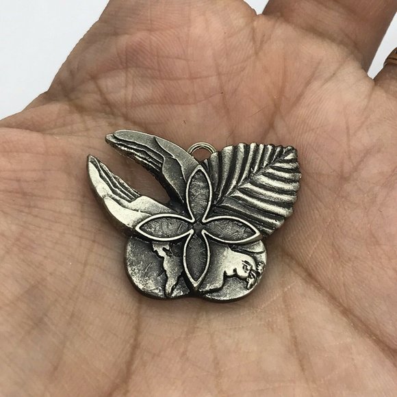 Sterling Silver 925 HLM Brooch/Pendant Helping Hands Leaf Dove Cross Butterfly - Picture 7 of 7